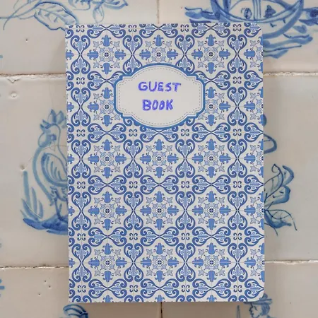 아파트 Spacious, Bright And Sunny Apartment, By Timecooler 리스본