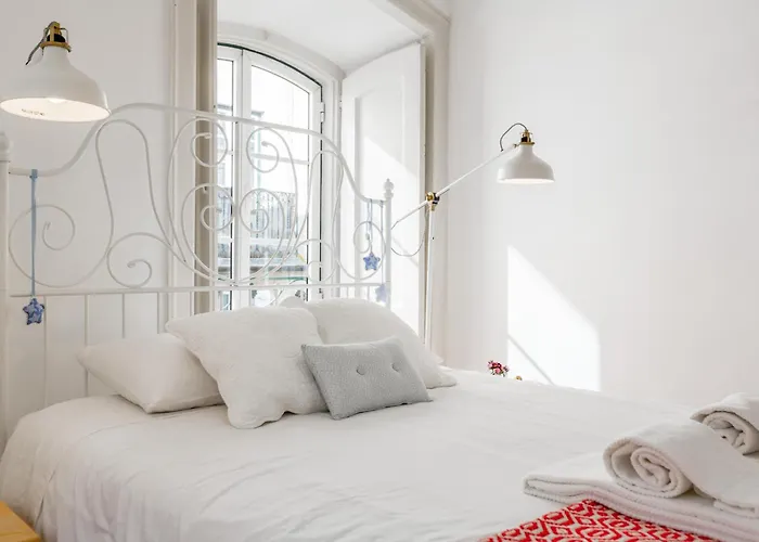 Appartement Spacious, Bright And Sunny Apartment, By Timecooler *