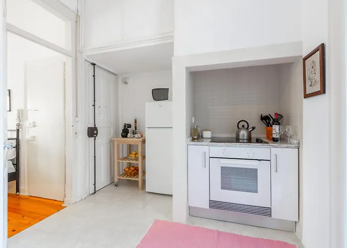 Spacious, Bright And Sunny Apartment, By Timecooler