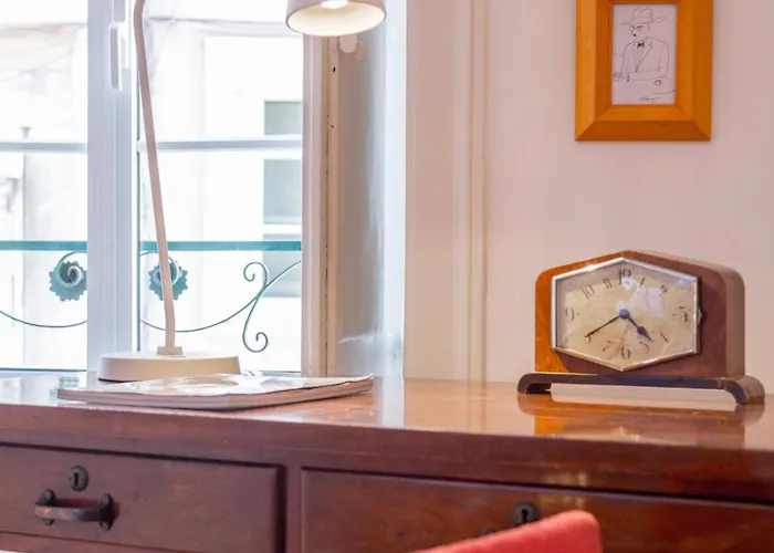 شقة Spacious, Bright And Sunny Apartment, By Timecooler *