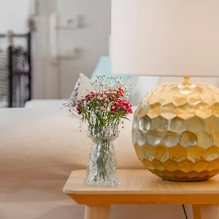 Daire Spacious, Bright And Sunny Apartment, By Timecooler