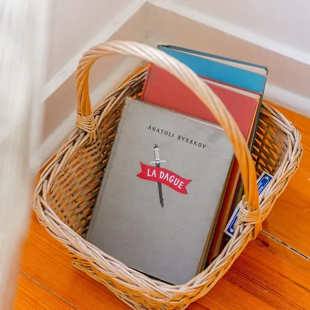 Daire Spacious, Bright And Sunny Apartment, By Timecooler *