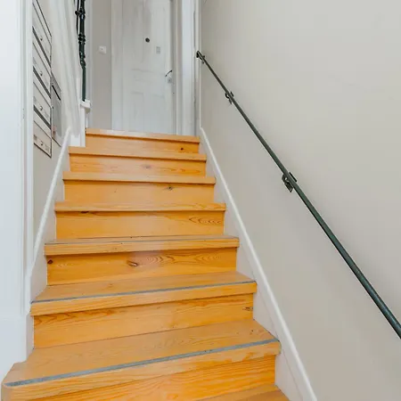 Spacious, Bright And Sunny Apartment, By Timecooler